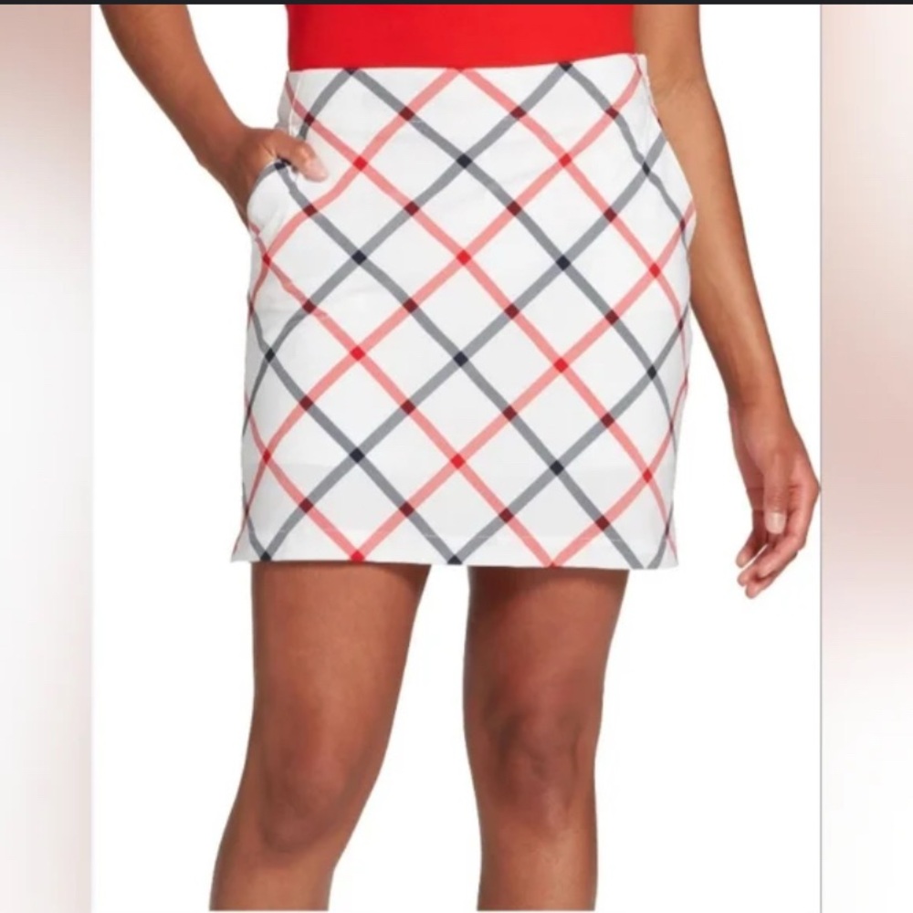 Lady Hagan, red white and blue golf skirt with shorts skort
Size 12
